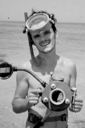 junger-hans-kamera-meer