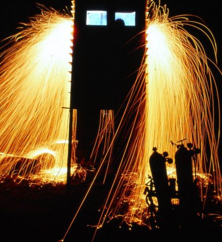 unterwasserhaus-glut-funken